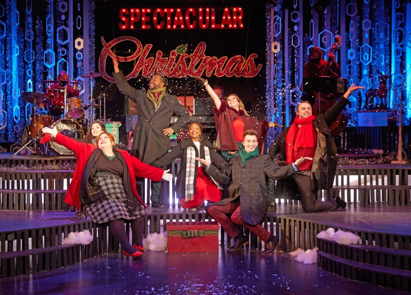 Review: SPECTACULAR CHRISTMAS SHOW at Musical Theater Heritage Image