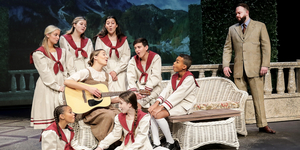 BWW Review: THE SOUND OF MUSIC at Des Moines Playhouse Photo
