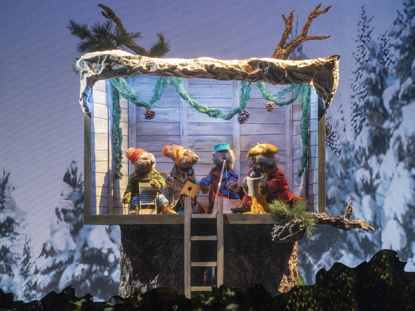 Photos: First Look at EMMET OTTER'S JUG-BAND CHRISTMAS at New Victory Theater Image