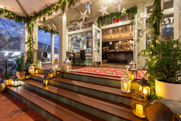 Photos: Go Inside Broadway On The North Fork's Immersive, One-Man A CHRISTMAS CAROL Image