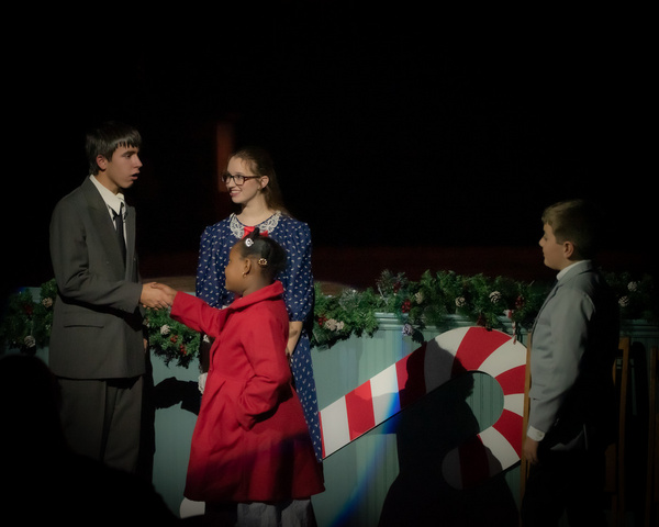 Photos: First Look At VPCT's IT'S A WONDERFUL LIFE Image