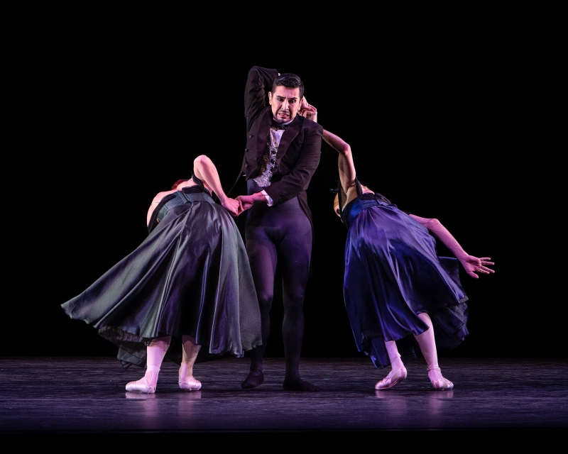 Review: LES BALLETS TROCKADERO DE MONTE CARLO at The Joyce Theater Image