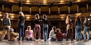 BWW arvio: MOMENTUM Svenska Teatterilla Photo