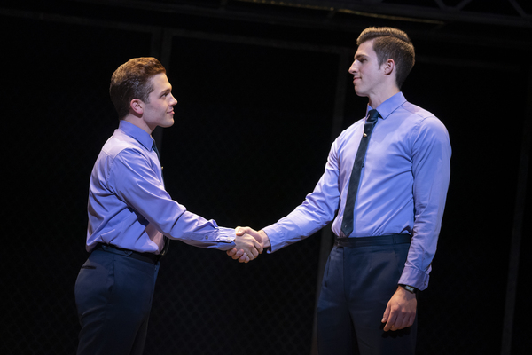 Photos: First Look at the JERSEY BOYS National Tour Image