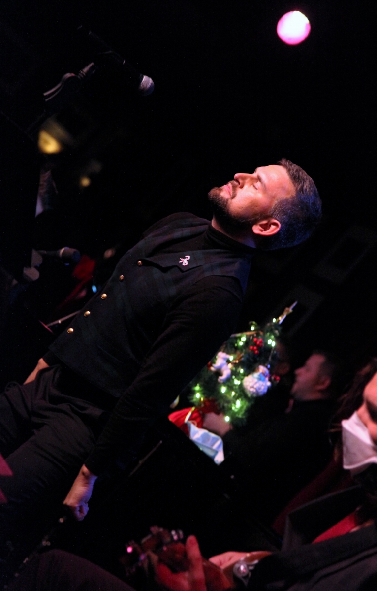 Review: Daniel Reichard Urges Birdland Audience LET'S CHRISTMAS! With Traditional Holiday Concert  Image