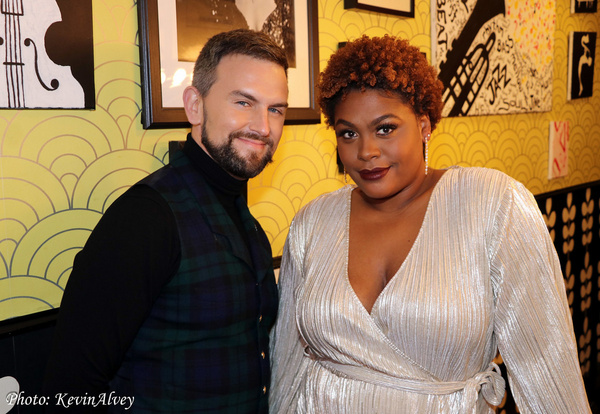 Photos: Daniel Reichard Brings A Merry LET'S CHRISTMAS To Birdland! Image