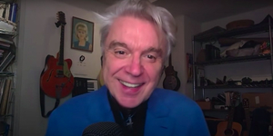 David Byrne Talks AMERICAN UTOPIA on LATE NIGHT Video
