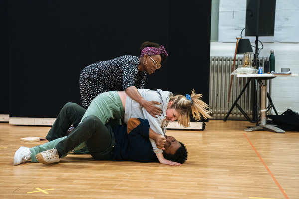 Photos: Go Inside Rehearsals For THE GLOW at The Royal Court Theatre Image