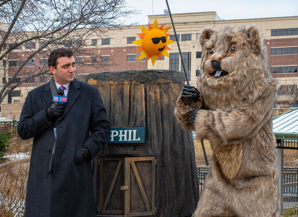 Photos: Inside Paramount Theatre's Production of GROUNDHOG DAY Image