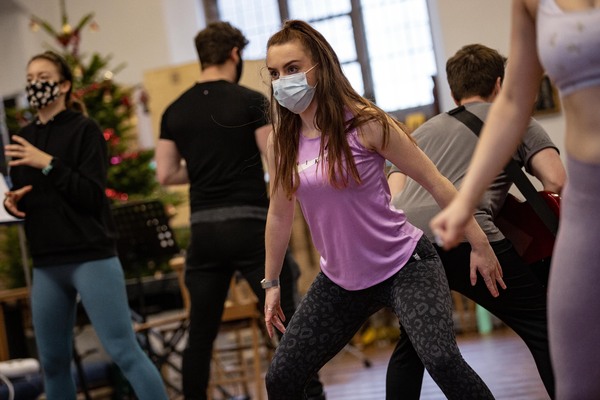 Photos: Inside Rehearsal for the FOOTLOOSE THE MUSICAL Tour Image