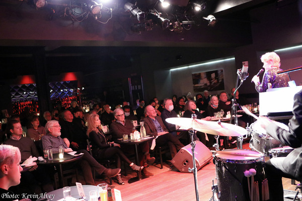 Photos: Marilyn Maye rings in the New Year in the Birdland Theater  Image