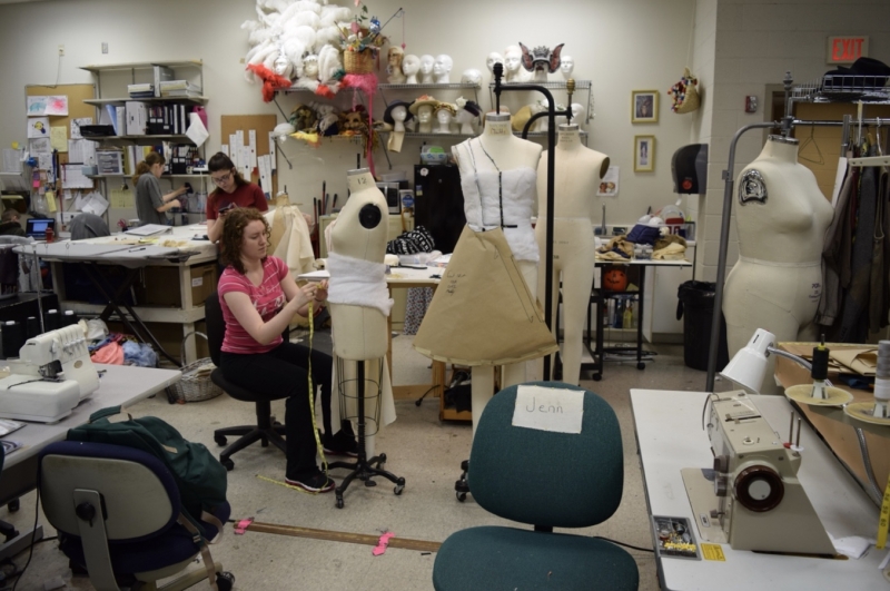 Shenandoah Conservatory Continues to Light Up the Theatre World Image
