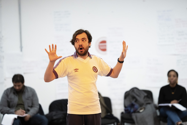 Photos: Go Inside Rehearsals for HAMLET at the Globe Image