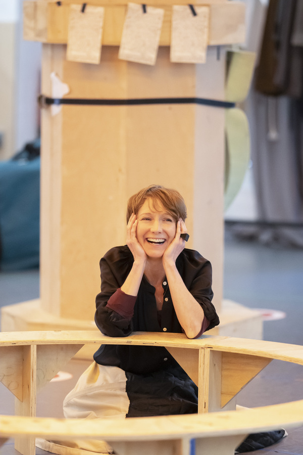 Photos: Go Inside Rehearsals for HAMLET at the Globe Image