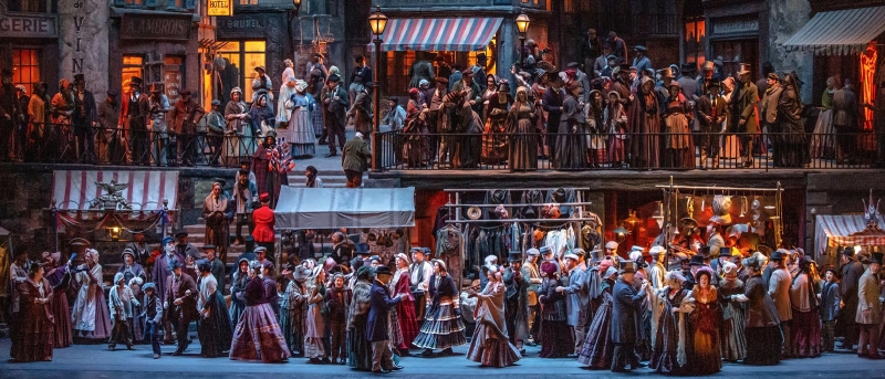 Review: LA BOHEME Returns to The MET Image