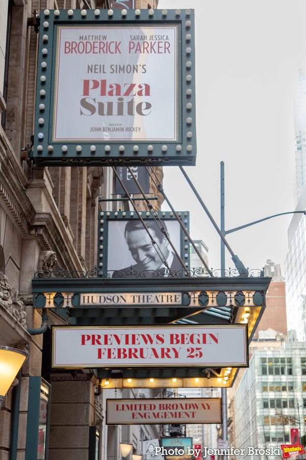 Up on the Marquee: PLAZA SUITE Image