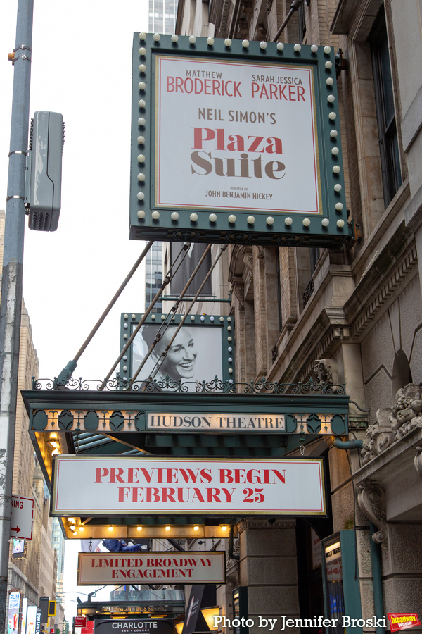 Up on the Marquee: PLAZA SUITE Image