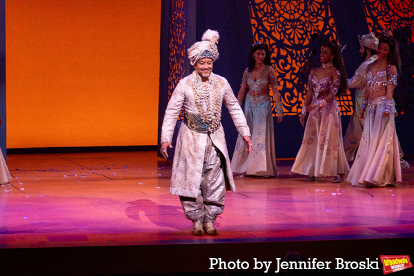 Photos: Jonathan Freeman Takes Final Bows In ALADDIN Image