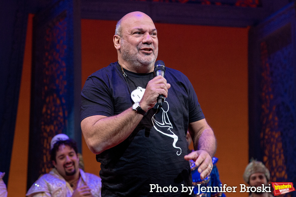 Photos: Jonathan Freeman Takes Final Bows In ALADDIN Image