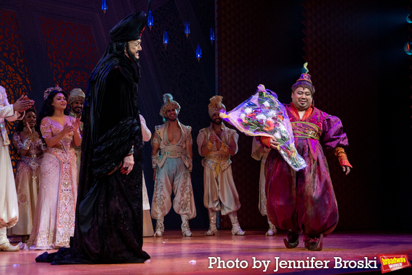Photos: Jonathan Freeman Takes Final Bows In ALADDIN Image