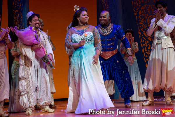 Photos: Jonathan Freeman Takes Final Bows In ALADDIN Image