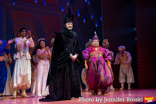 Photos: Jonathan Freeman Takes Final Bows In ALADDIN Image
