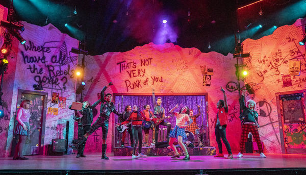 Photos: First Look at Joe Iconis' New Musical PUCK ROCK GIRL Image