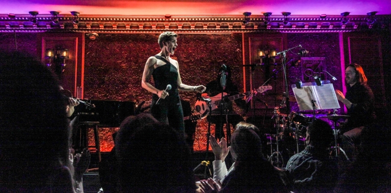 Review: Jenn Colella Leaves Audience Sated and Elated With YOU ARE HERE at Feinstein's/54 Below 