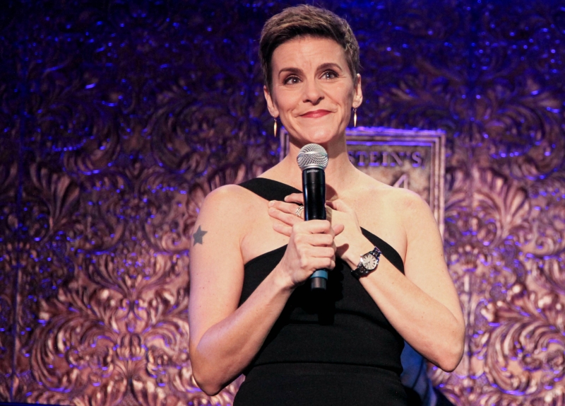 Review: Jenn Colella Leaves Audience Sated and Elated With YOU ARE HERE at Feinstein's/54 Below 