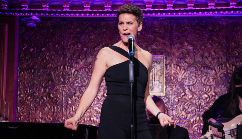 Review: Jenn Colella Leaves Audience Sated and Elated With YOU ARE HERE at Feinstein's/54 Below 