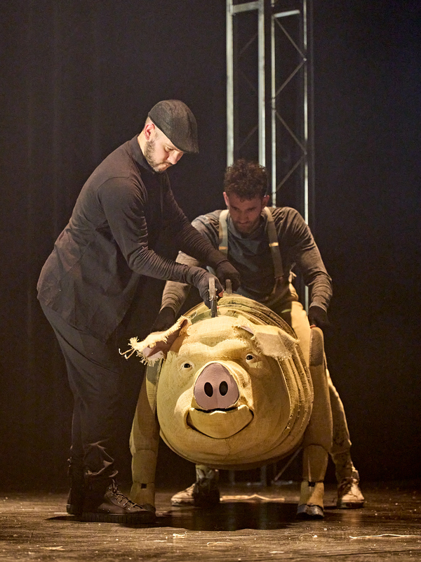 Photos: Check Out New Images of ANIMAL FARM UK Tour Image