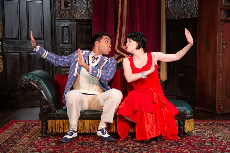 Interview: Kelly O'Sullivan of THE PLAY THAT GOES WRONG National Tour Presented by Broadway In Chicago Image