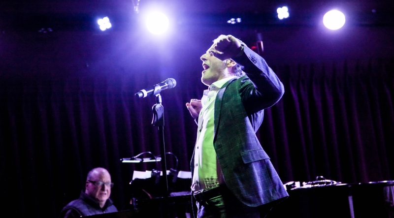 BWW Review: A NIGHT WITH KEVIN SPIRTAS at The Green Room 42 Puts The Leading Man At The Musical Mic, Where He Belongs 