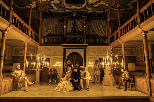 Photos: First Look at HAMLET at Shakespeare's Globe Image