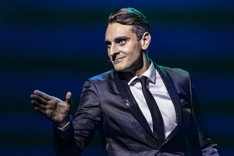 Review: JERSEY BOYS at Chateau Neuf - Oh, What A Night! Jersey Boys Delivers, Firing on All Cylinders Image