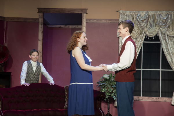 Photos: First Look At The Sauk's CHEAPER BY THE DOZEN 