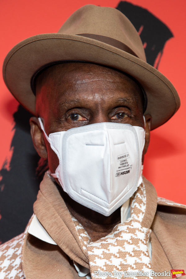 Photos: On the Opening Night Red Carpet for MJ THE MUSICAL Image