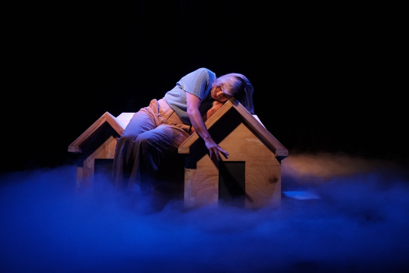 Review: THE END OF WINTER, Noëlle Janaczewska's Contemporary Commentary On Climate Change From A Cold Appreciator Opens At Griffin Theatre Image