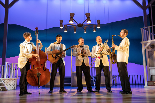 Photos: First Look at DIRTY DANCING at the Dominion Theatre Image
