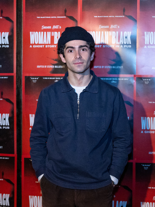 Photos: THE WOMAN IN BLACK Celebrates Understudies and Swings Image