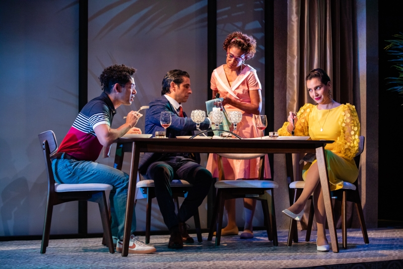 Review: LA CASA DE LA LAGUNA at GALA Hispanic Theatre  Image