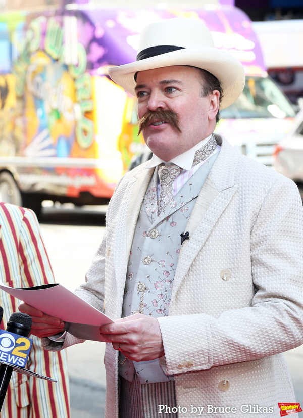 Photos: THE MUSIC MAN Celebrates Broadway Debuts of 21 Cast Members Image