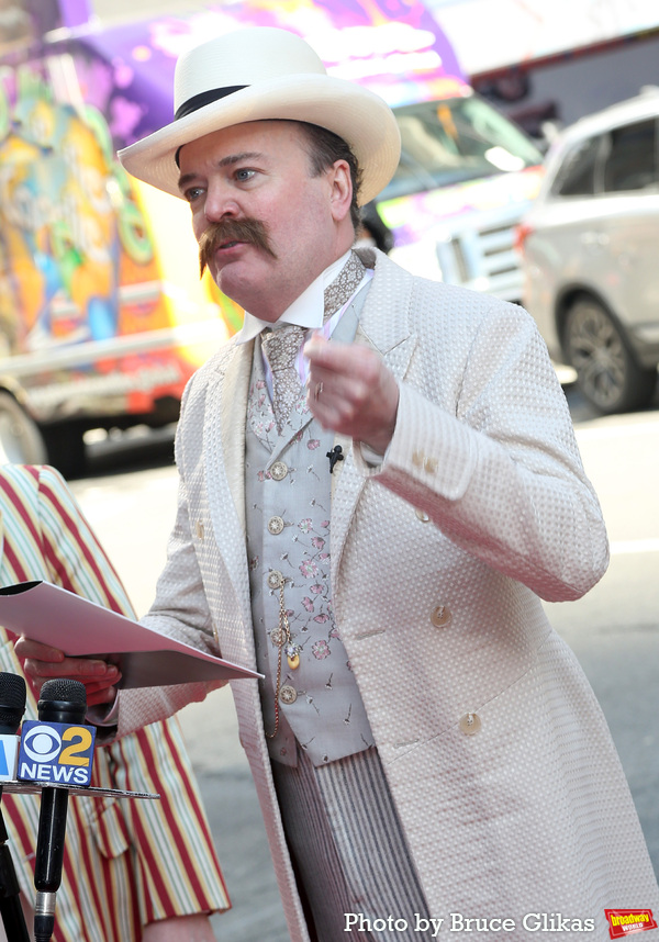 Photos: THE MUSIC MAN Celebrates Broadway Debuts of 21 Cast Members Image