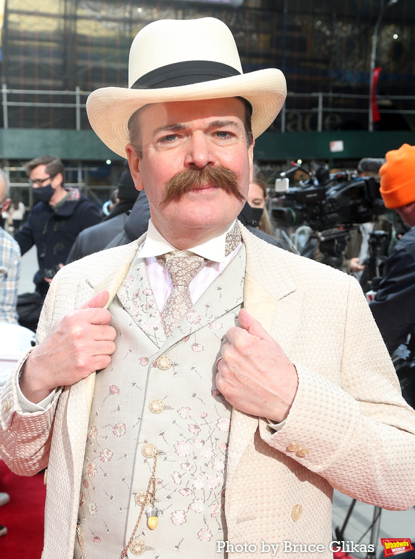 Photos: THE MUSIC MAN Celebrates Broadway Debuts of 21 Cast Members Image