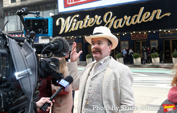 Photos: THE MUSIC MAN Celebrates Broadway Debuts of 21 Cast Members Image