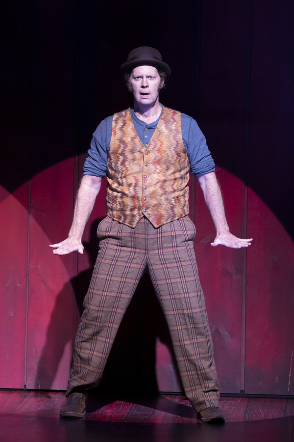 Shuler Hensley as "Marcellus Washburn" in THE MUSIC MAN Photo