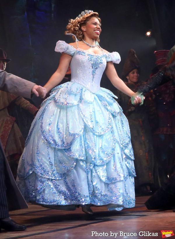 Brittney Johnson as "Glinda" Photo