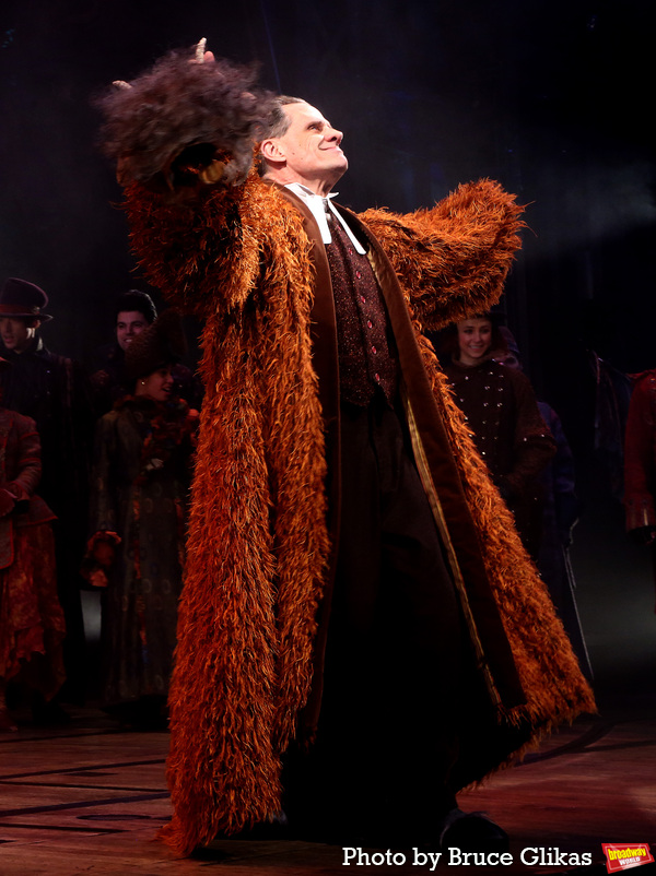 Photos: Brittney Johnson's First Performance as Full-Time Glinda in WICKED Image