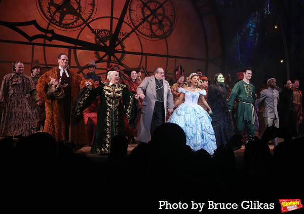 Photos: Brittney Johnson's First Performance as Full-Time Glinda in WICKED Image