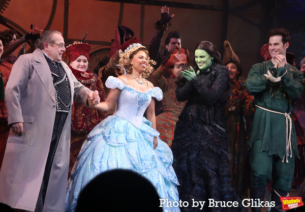 Photos: Brittney Johnson's First Performance as Full-Time Glinda in WICKED Image